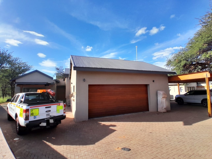 5 Bedroom Property for Sale in Kathu Northern Cape